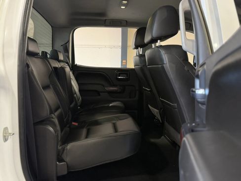 Used 2016 GMC Sierra 2500 SLT w/ Duramax Plus Package AWD/4WD image 15