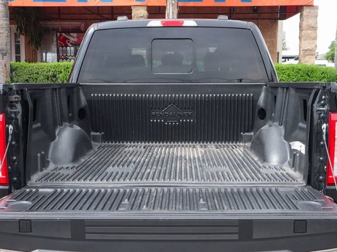 Used 2021 Ford F150 Lariat AWD/4WD image 8