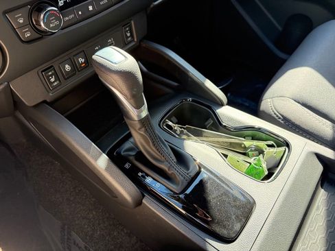 New 2026 Nissan Frontier SV image 29