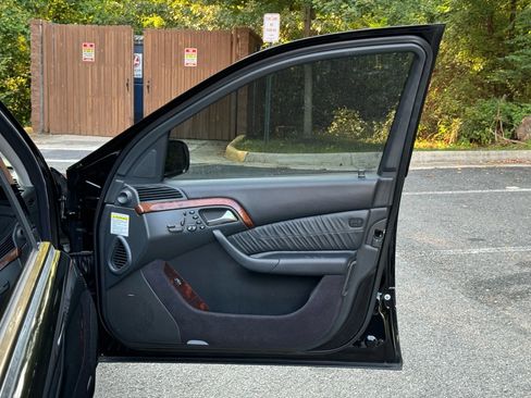 Used 2001 Mercedes-Benz S 55 AMG image 32