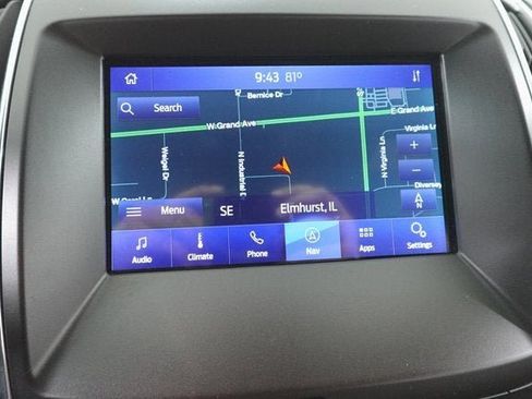 Used 2020 Ford Edge ST image 18