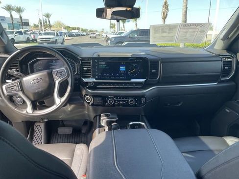 Used 2023 Chevrolet Silverado 1500 LT Trail Boss w/ LT Trail Boss Premium Package image 19