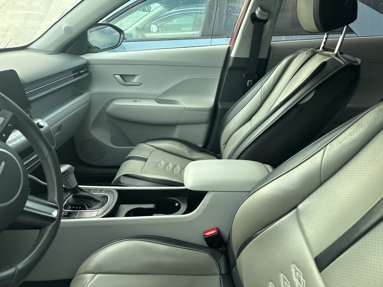 Used 2024 Hyundai Kona SEL FWD image 10