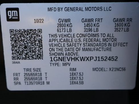 Used 2023 Chevrolet Traverse LT image 40