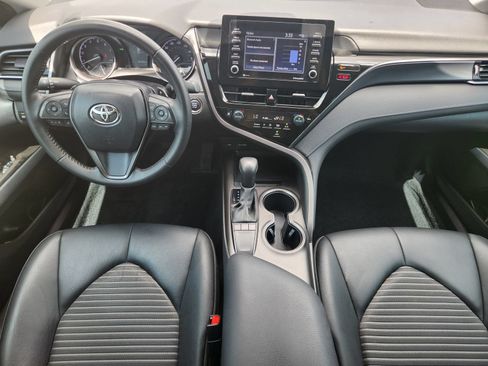 Used 2023 Toyota Camry SE w/ Convenience Package FWD image 28