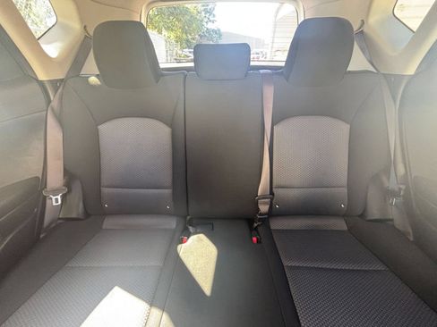 Used 2025 Kia Soul LX w/ LX Technology Package FWD image 34