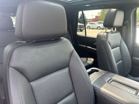 Used 2024 Chevrolet Tahoe Z71 w/ Luxury Package AWD/4WD image 34