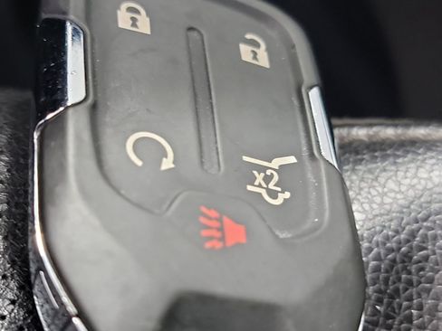 Used 2022 GMC Terrain SLT FWD image 31