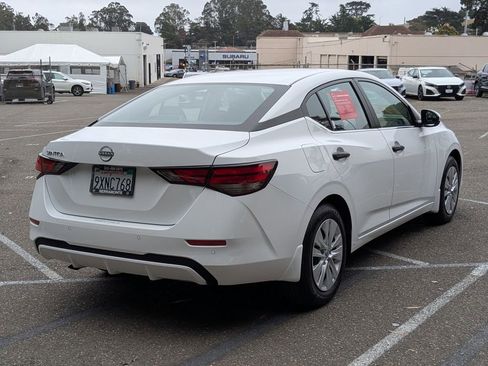 Used 2025 Nissan Sentra S FWD image 5
