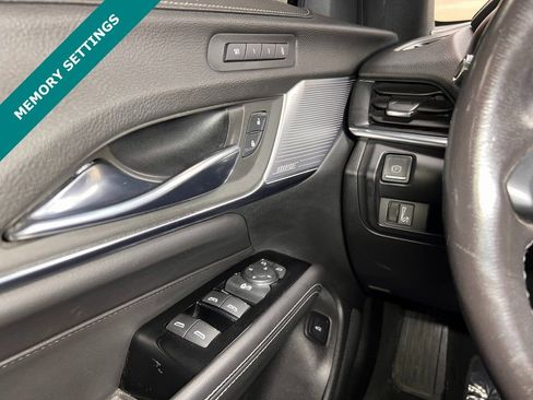 Used 2021 Cadillac CT4 Premium Luxury image 7