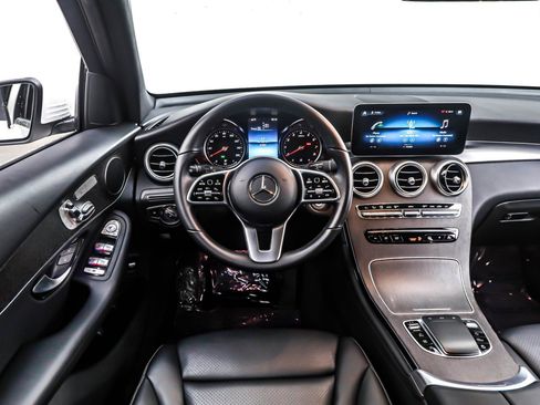Certified 2022 Mercedes-Benz GLC 300 GLC 300 image 5