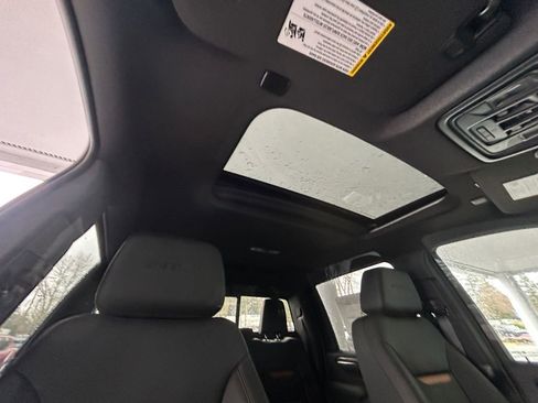 New 2026 GMC Sierra 2500 AT4 w/ AT4 Premium Plus Package AWD/4WD image 27