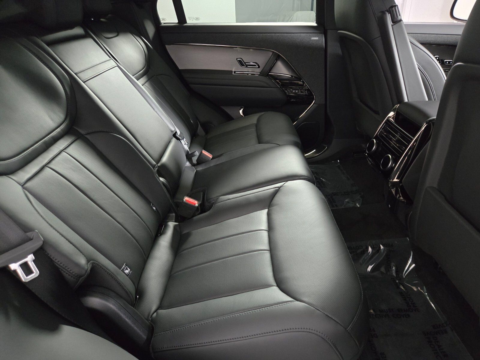 New 2026 Land Rover Range Rover Sport Dynamic SE AWD/4WD image 18