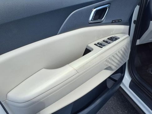 New 2026 Kia Carnival SX FWD image 17