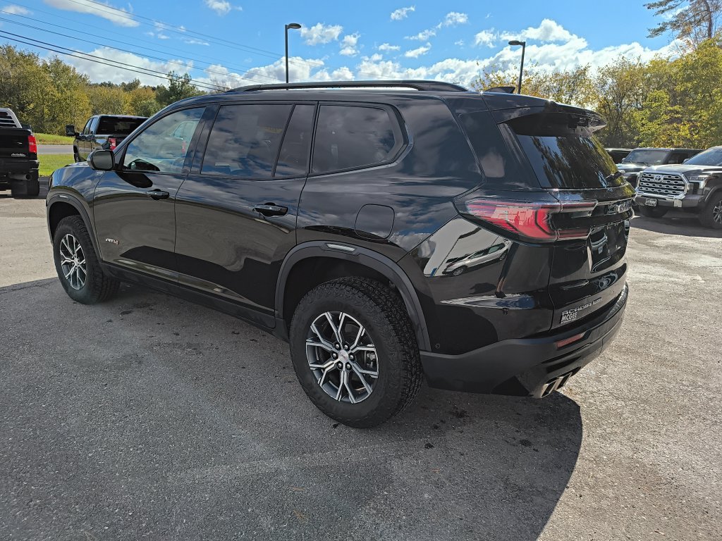 Used 2025 GMC Acadia AT4 w/ Super Cruise Package AWD/4WD image 3