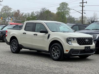 New 2025 Ford Maverick XLT w/ XLT Luxury Package