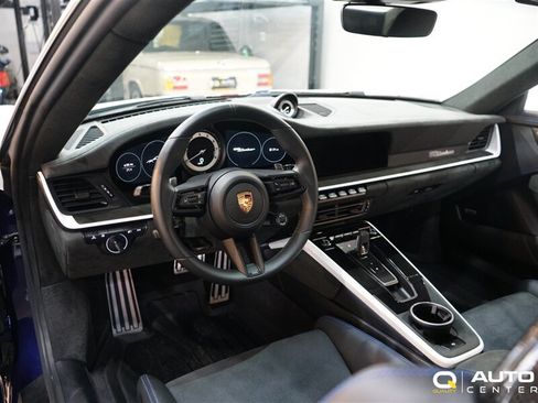 Used 2024 Porsche 911 Dakar AWD/4WD image 22