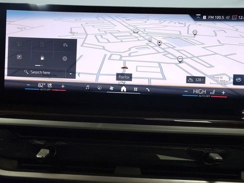 Used 2025 BMW X7 xDrive40i w/ Premium Package image 22