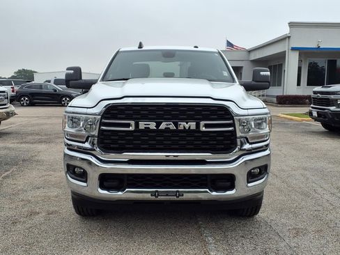 Used 2024 RAM 2500 Big Horn AWD/4WD image 19