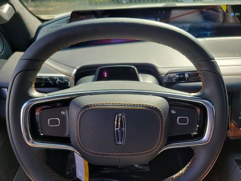 New 2025 Lincoln Navigator Black Label image 29