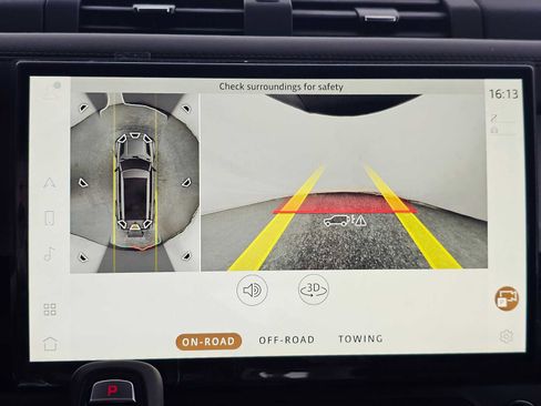 New 2026 Land Rover Defender 130 X-Dynamic SE image 28