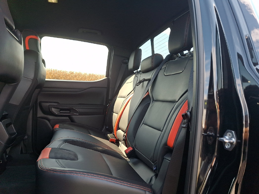 Used 2025 Ford Ranger Raptor AWD/4WD image 10