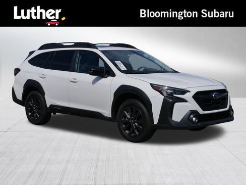 Used 2025 Subaru Outback Onyx Edition AWD/4WD image 1