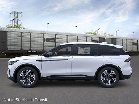 New 2026 Lincoln Nautilus Premier w/ Jet Appearance Package image 3