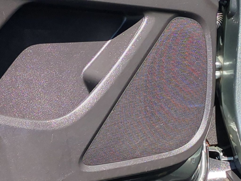 Used 2023 Chevrolet Traverse LT FWD image 26