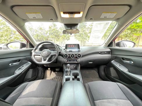 Used 2021 Nissan Sentra SR FWD image 28