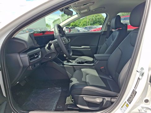 New 2026 Kia K4 EX FWD image 9