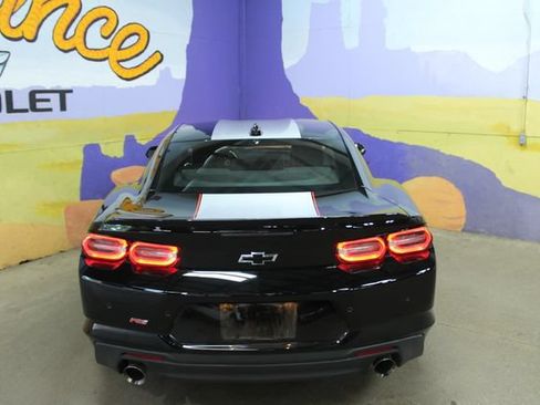 Used 2022 Chevrolet Camaro LT w/ RS Package RWD image 7