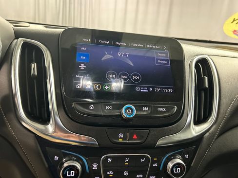 Used 2024 Chevrolet Equinox Premier FWD image 17