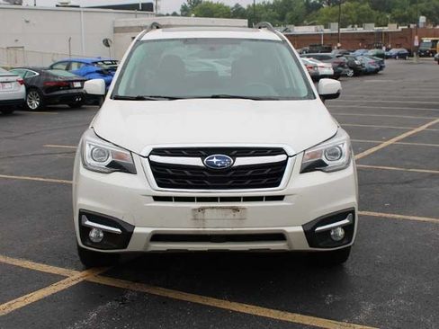 Used 2018 Subaru Forester 2.5i Touring w/ Popular Package #2 AWD/4WD image 3