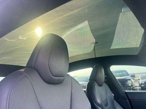 Used 2021 Tesla Model S Long Range image 7