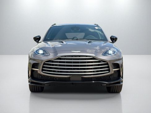 New 2025 Aston Martin DBX 707 image 10