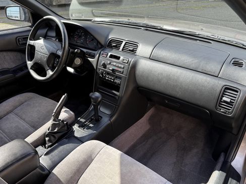 Used 1998 Nissan Maxima GXE FWD image 66