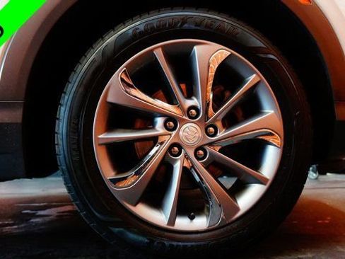 Used 2020 Buick Encore GX Essence w/ Experience Buick Package image 92