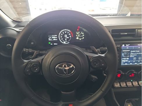 Used 2026 Toyota GR86 w/ ALL Weather Mat Package (TMS) image 25