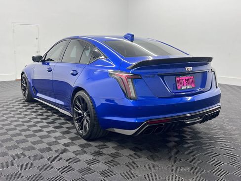 Used 2026 Cadillac CT5 V Blackwing w/ Deep Ocean Appearance Package RWD image 3