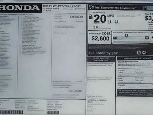 New 2025 Honda Pilot TrailSport image 18