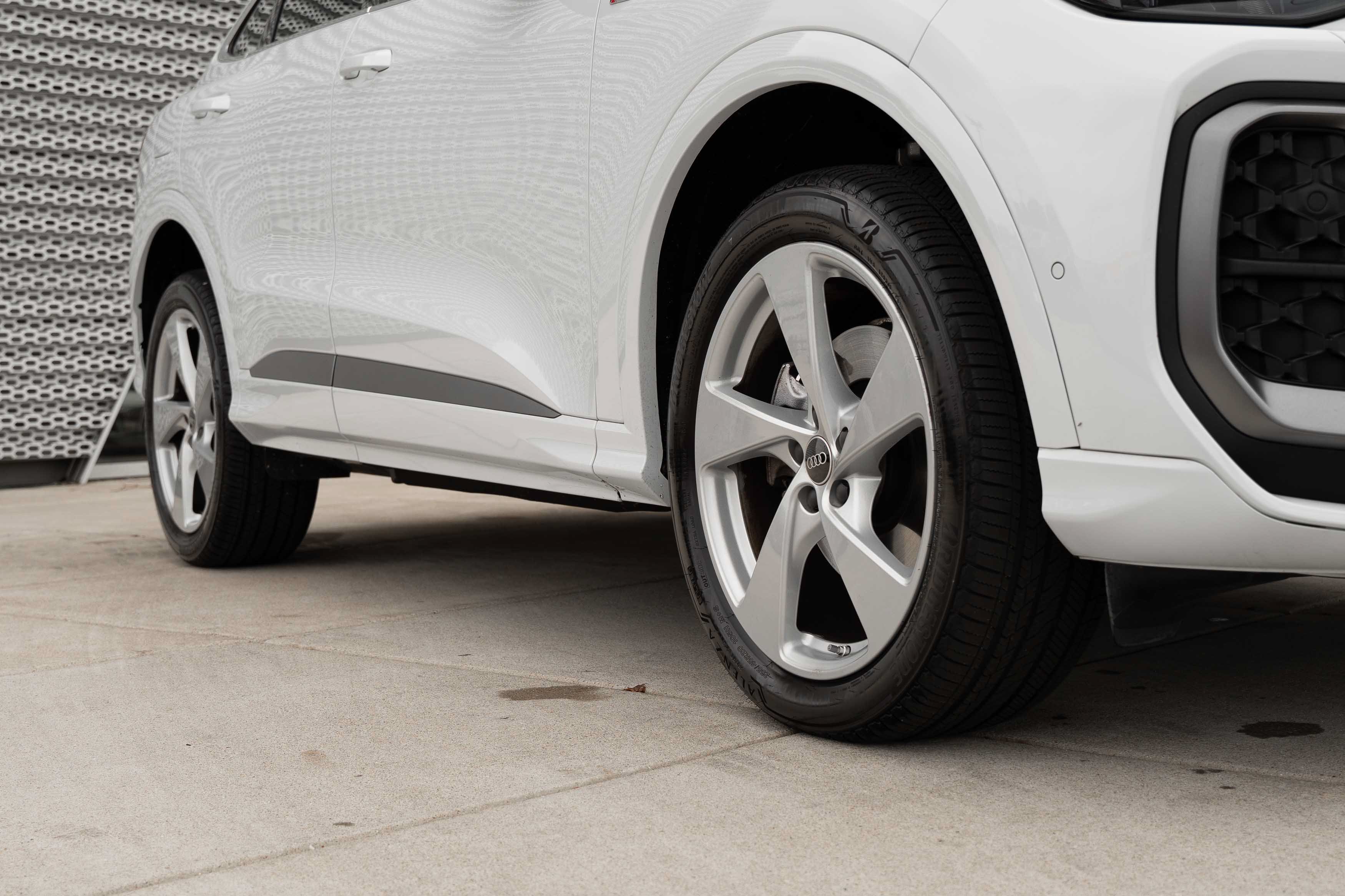 Certified 2025 Audi Q5 Premium Plus AWD/4WD image 30