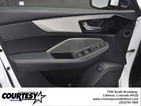 Used 2023 Acura MDX SH-AWD w/ Technology Package image 7