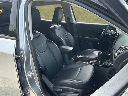 Used 2020 Jeep Compass Limited image 7