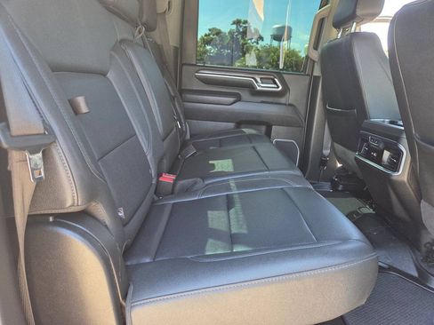 Used 2024 Chevrolet Silverado 3500 LTZ w/ LTZ Convenience Package AWD/4WD image 14