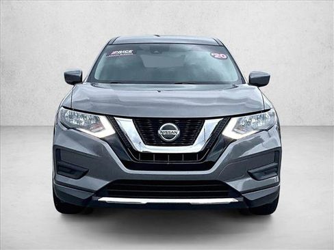 Used 2020 Nissan Rogue S FWD image 3