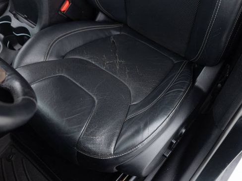 Used 2014 Jeep Cherokee Limited AWD/4WD image 21