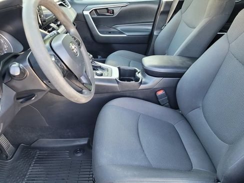 Certified 2022 Toyota RAV4 LE AWD/4WD image 24