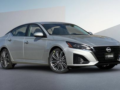New 2025 Nissan Altima 2.5 SL