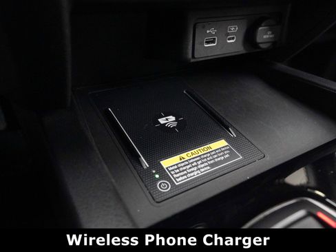 Used 2024 Honda Passport Black Edition image 29